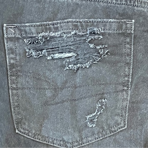 American Eagle Womens Distressed Mom Jeans Size 6 Destroyed Black - Picture 9 of 10